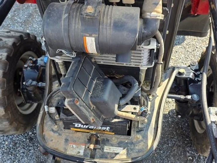 case-ih-farmall-35c-image-32