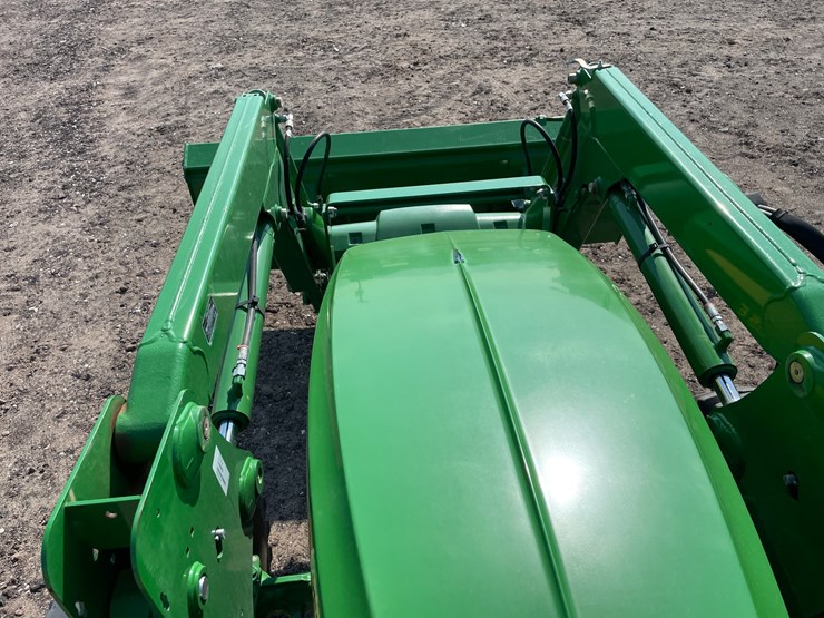 2022-john-deere-5055e-image-59