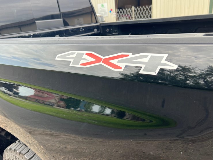 2022-chevrolet-silverado-1500-image-46