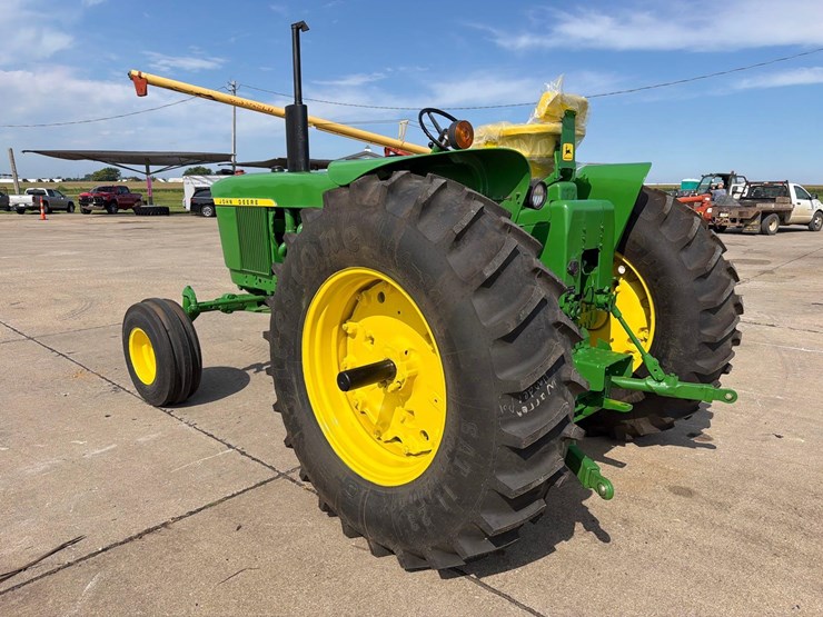 john-deere-4020-image-6
