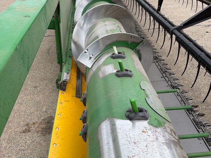 2009-john-deere-635f-image-24