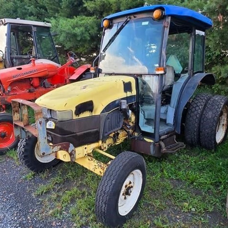 NEW HOLLAND TN65D