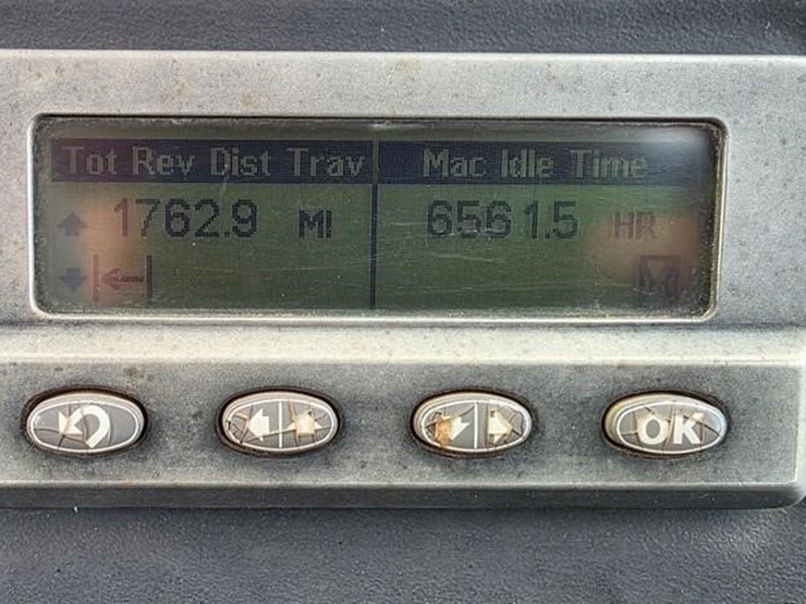 2011-caterpillar-740-image-69