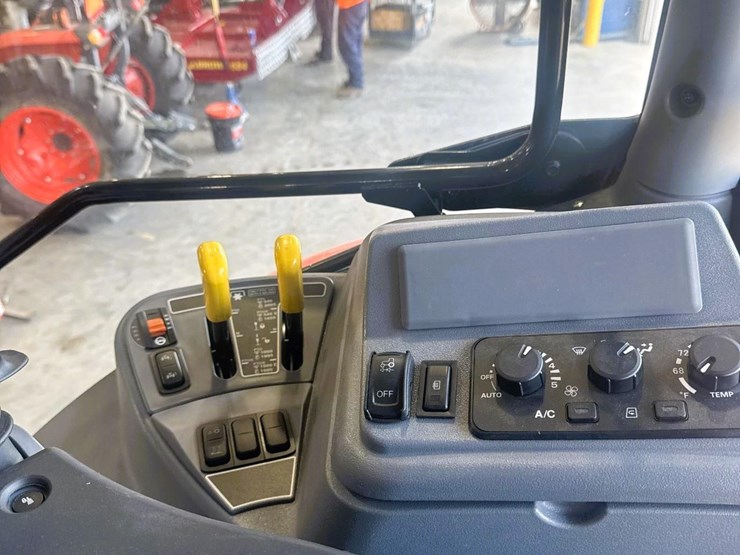 2024-kubota-m7-154-image-8