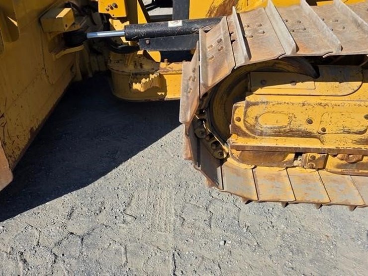 2020-caterpillar-d5k2-lgp-image-8