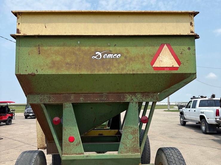 demco-325-image-21