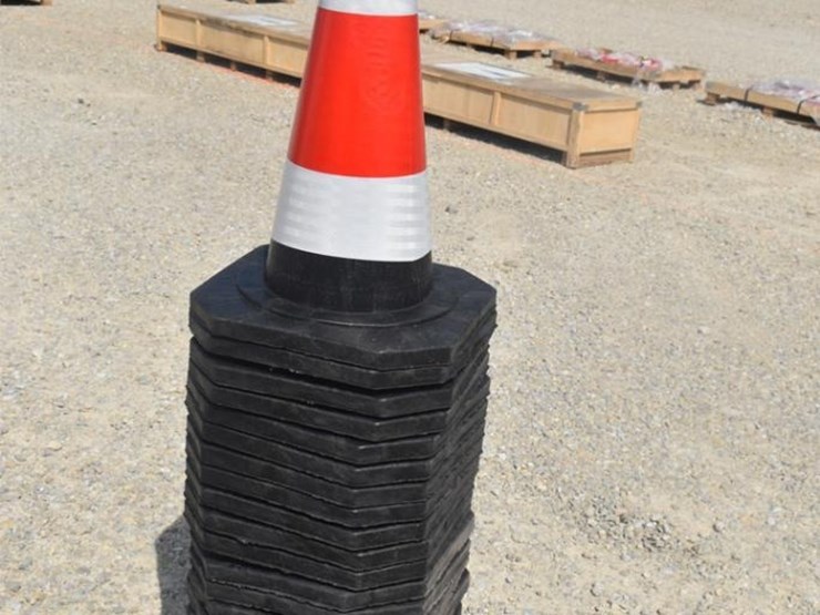 safety-cones-48539-image-1