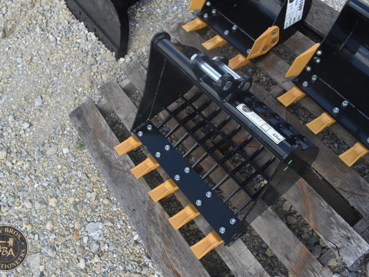 sdlanch-mini-grid-screening-bucket-attachment-48514-image-1