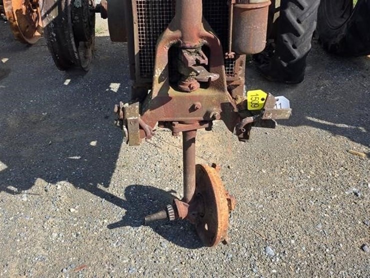 farmall-f14-tractor-(not-running)-image-16