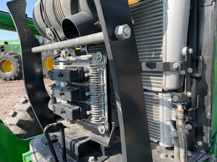 2022-john-deere-5055e-image-47