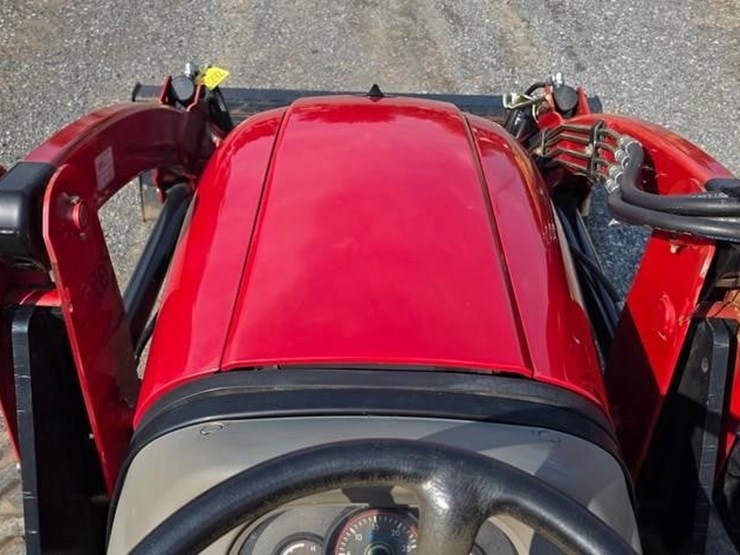 case-ih-farmall-35c-image-52