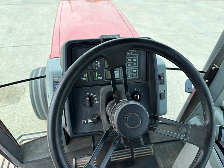case-ih-7220-image-27