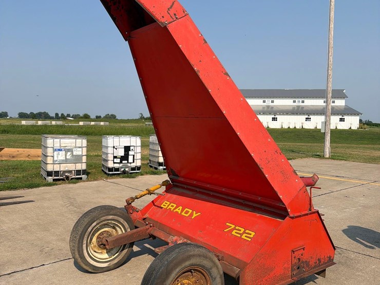 brady-722-image-2