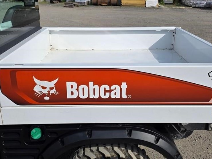 2024-bobcat-toolcat-uw56-image-23