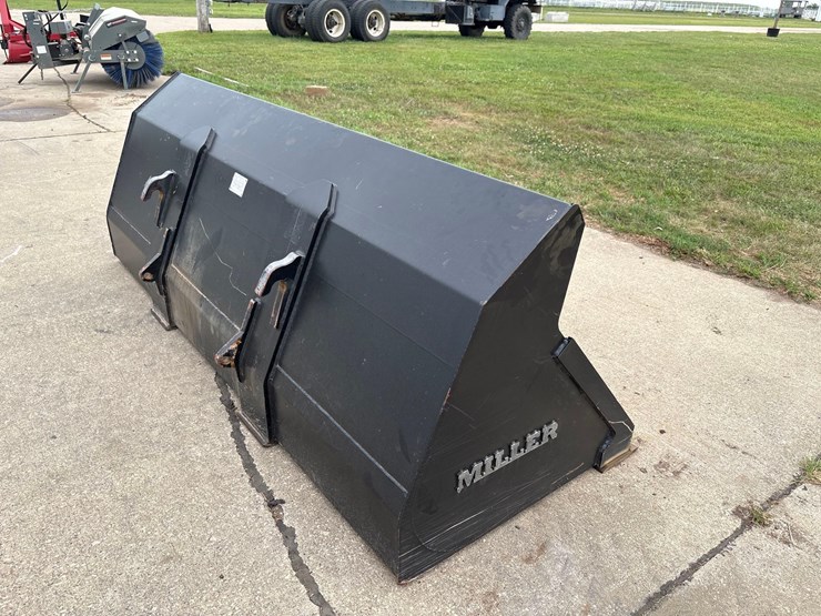 miller-8ft-loader-bucket-image-4