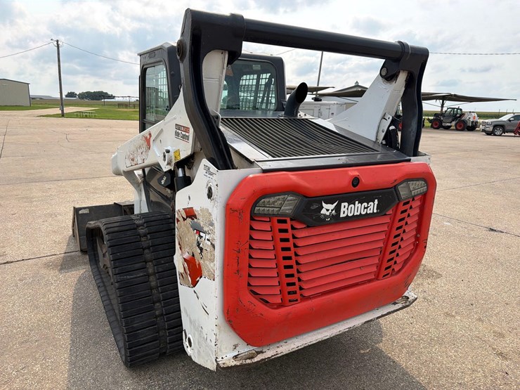 2021-bobcat-t76-image-26