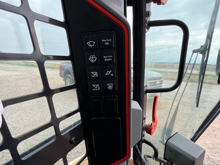 bobcat-s66-image-61
