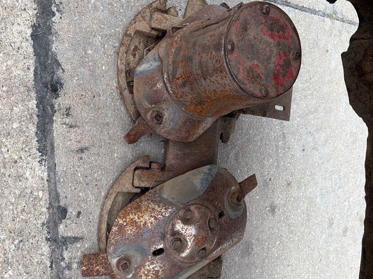 case-ih-md82-image-16