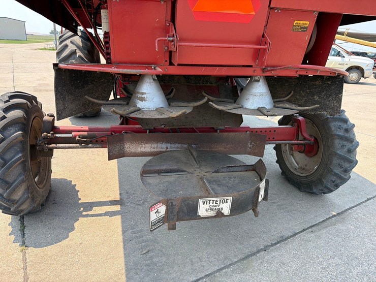1989-case-ih-1660-image-7