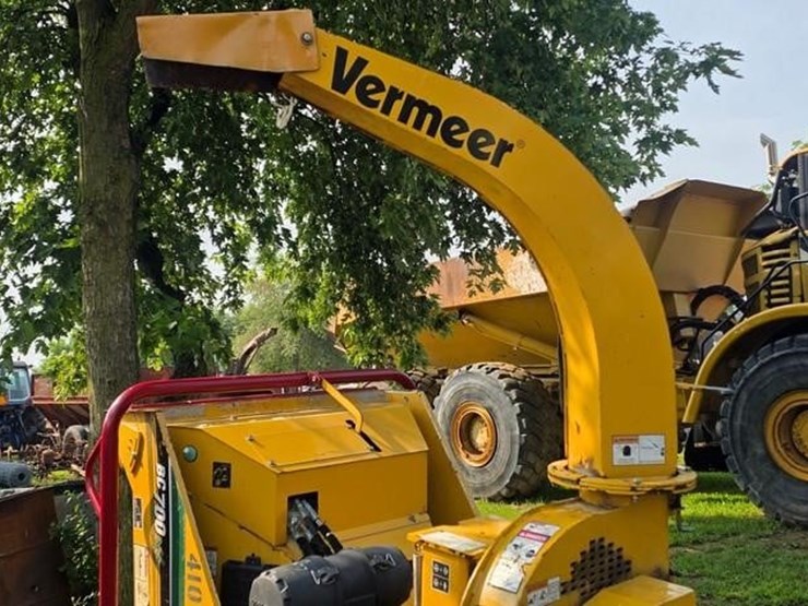 2016-vermeer-bc700xl-image-22