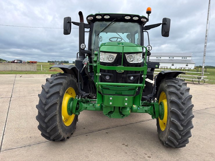 2021-john-deere-6155r-image-3