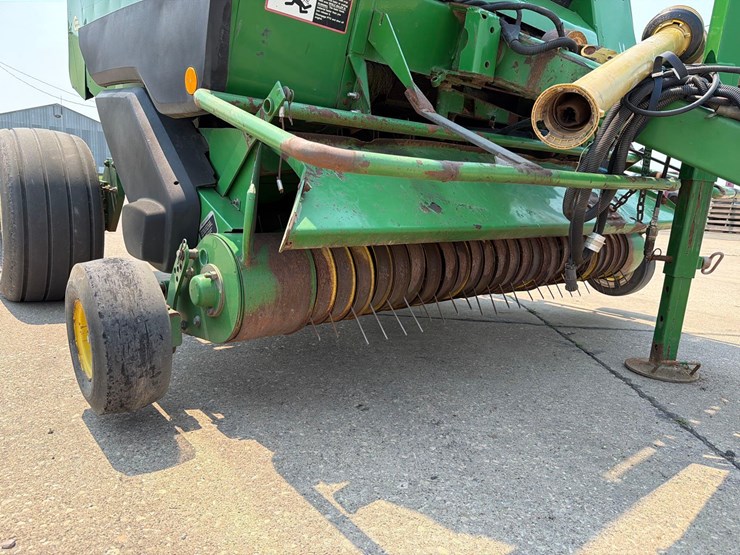 john-deere-582-image-15