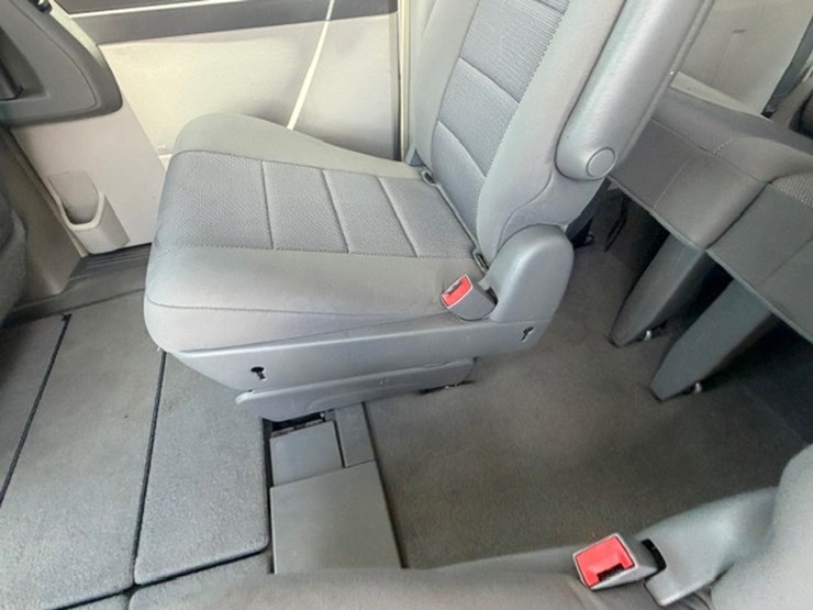 2009-dodge-grand-caravan-sxt-image-28
