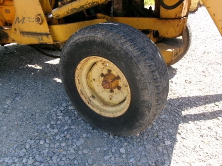 deere-300-image-6
