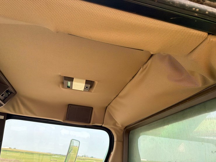 1991-john-deere-9600-image-42