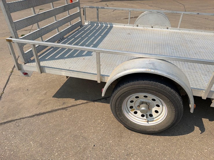 2018-k&o-pacesetter-7ft-x-12ft-aluminum-bumper-hitch-flatbed-trailer-image-16