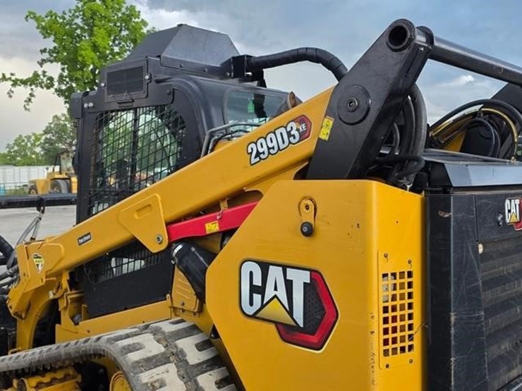 2022-caterpillar-299d3-xe-image-24
