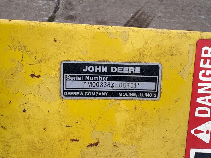 john-deere-338-image-4