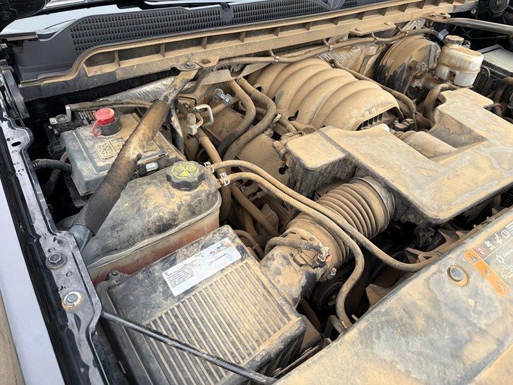 2018-chevrolet-1500-image-40