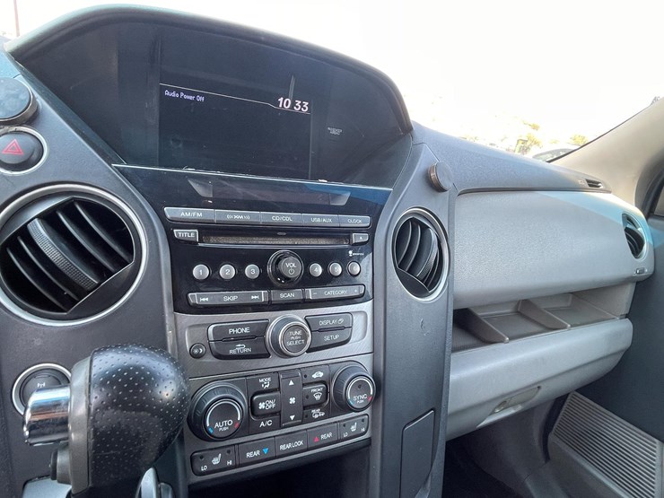 2010-honda-pilot-image-28