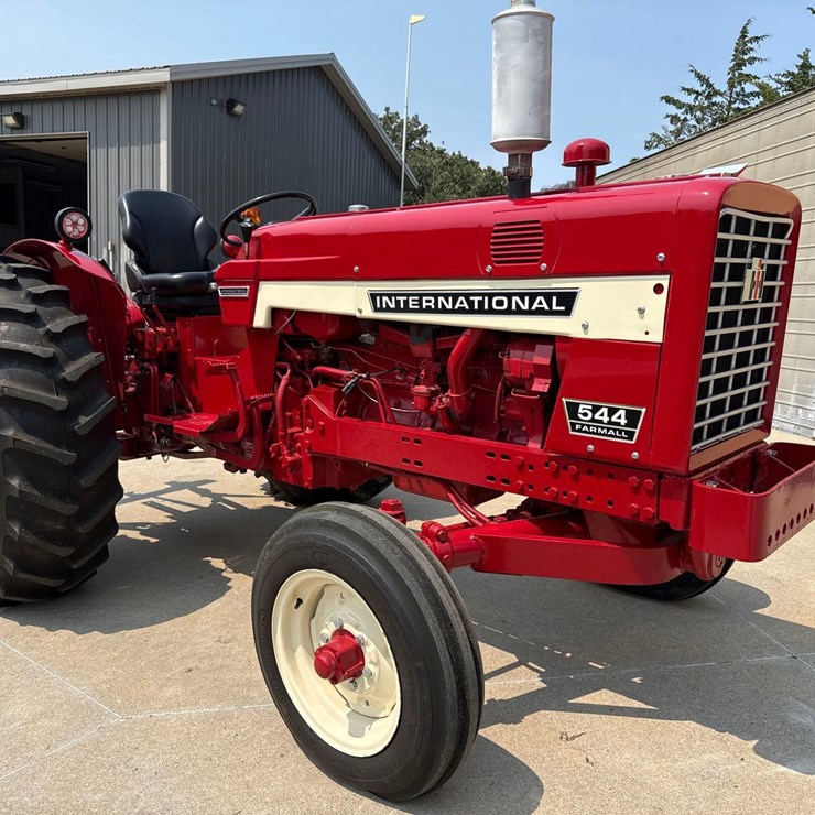 INTERNATIONAL 544