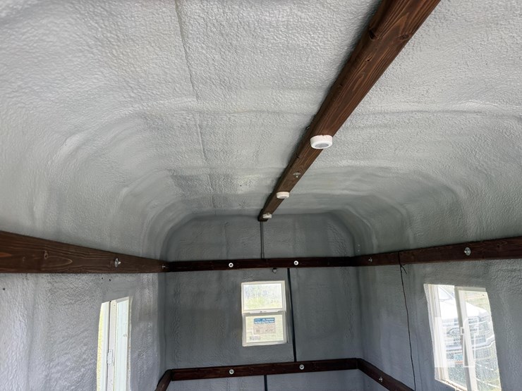 dak-shack-portable-fish-house-image-7