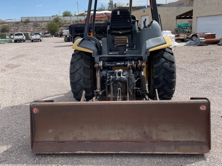 caterpillar-416d-image-4