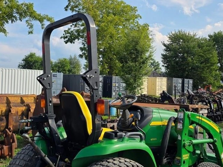 2013-john-deere-3520-image-15
