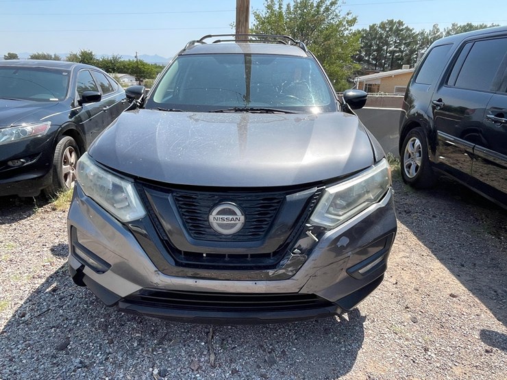 2018-nissan-rogue-image-2