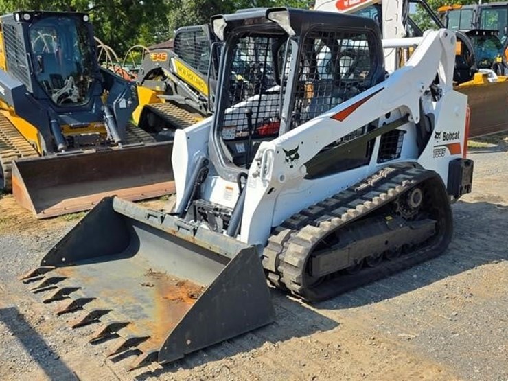 2019-bobcat-t595-image-1