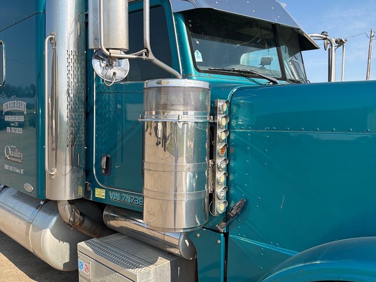 2007-peterbilt-379-image-23