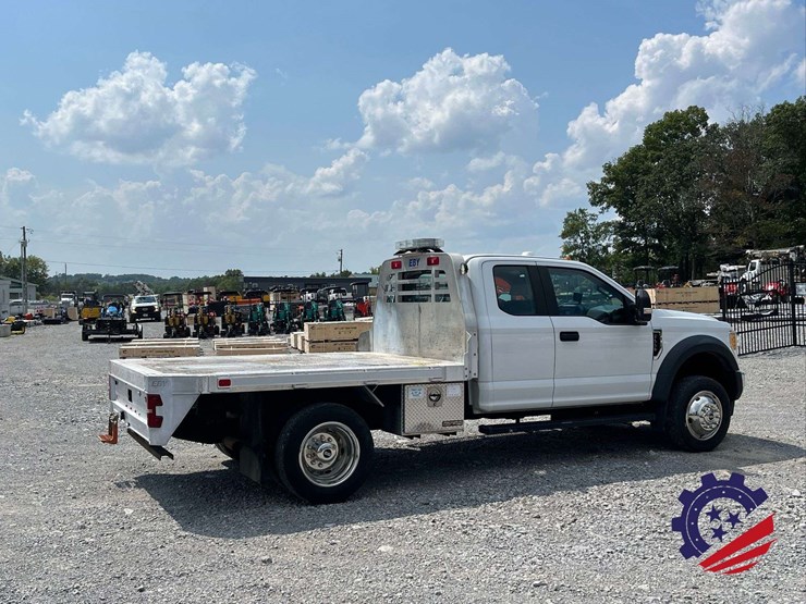 2017-ford-f550-xl-image-4
