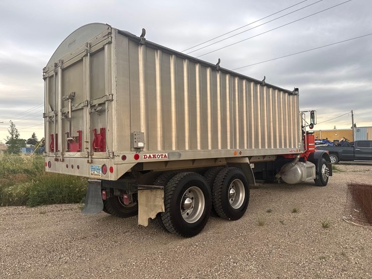 1991-peterbilt-grain-truck-image-29