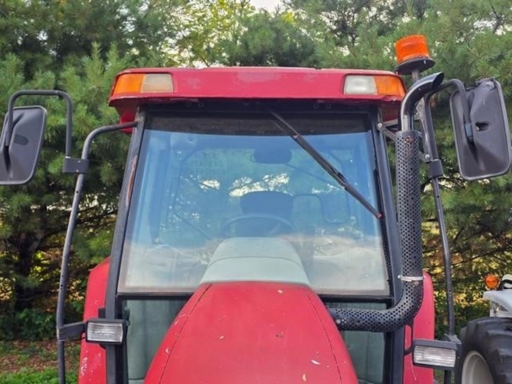 case-ih-jx100u-image-32