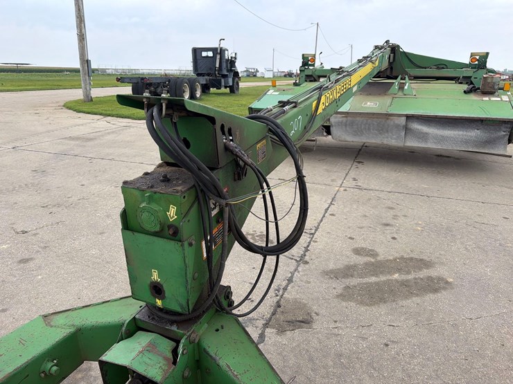 john-deere-945-image-12
