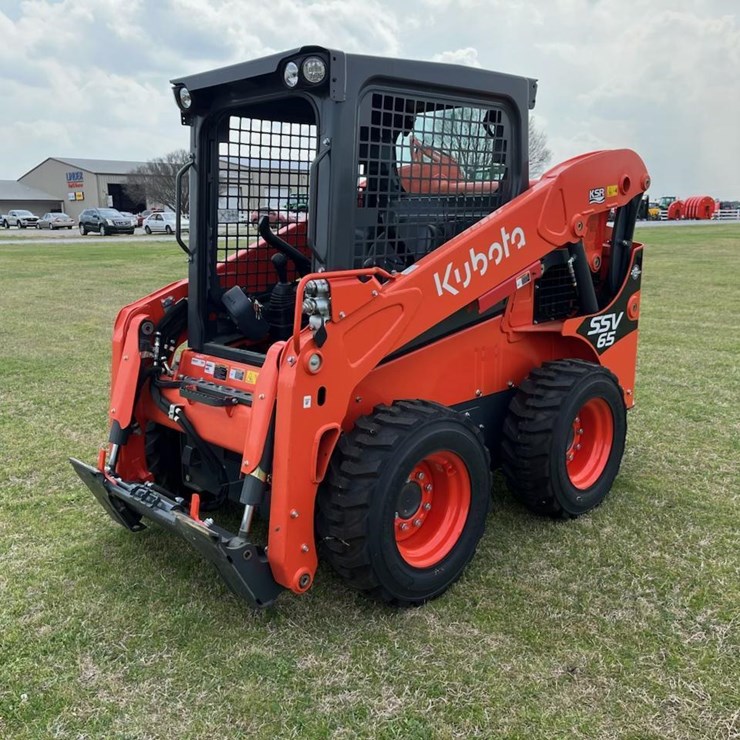 2024 KUBOTA SSV65