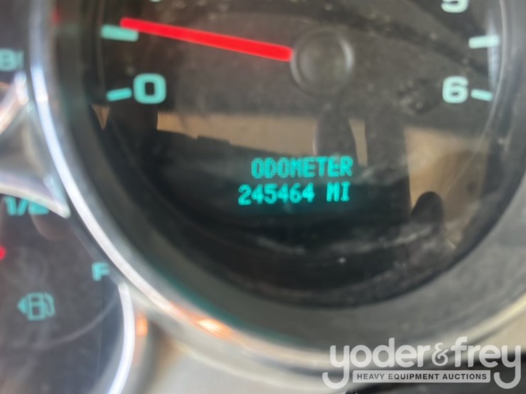 2010-chevrolet-silverado-2500-image-20