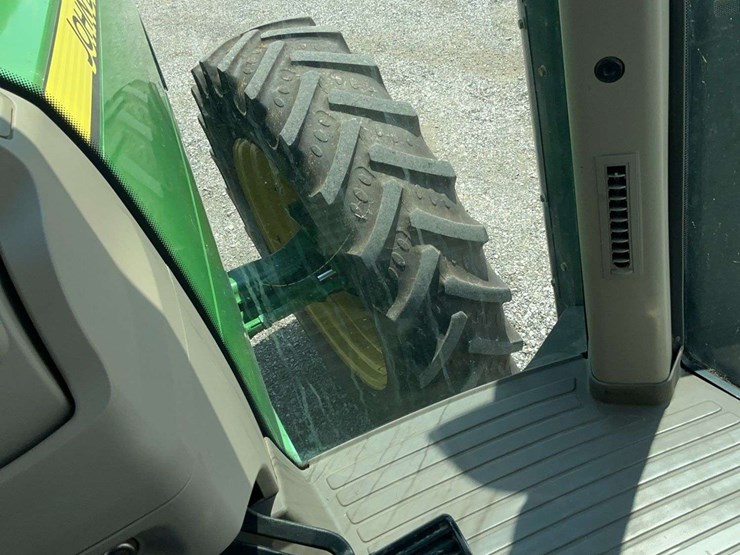 john-deere-r-image-13