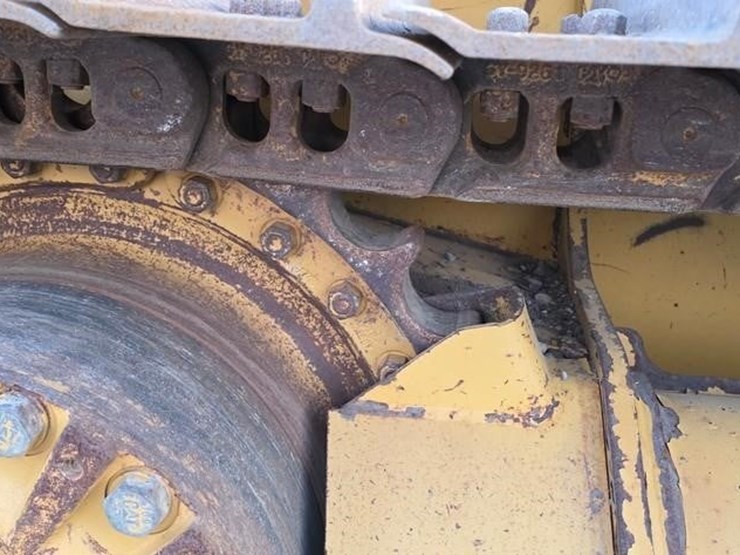 2017-caterpillar-d5k2-xl-image-38