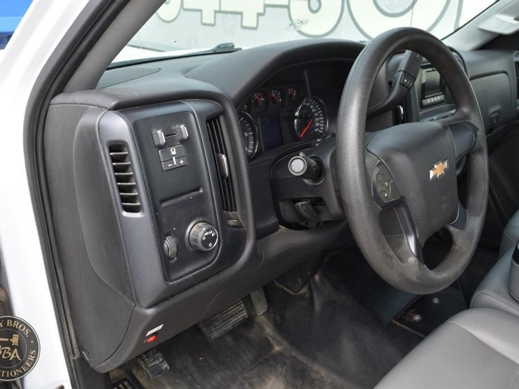 2015-chevrolet-silverado-1500-image-19